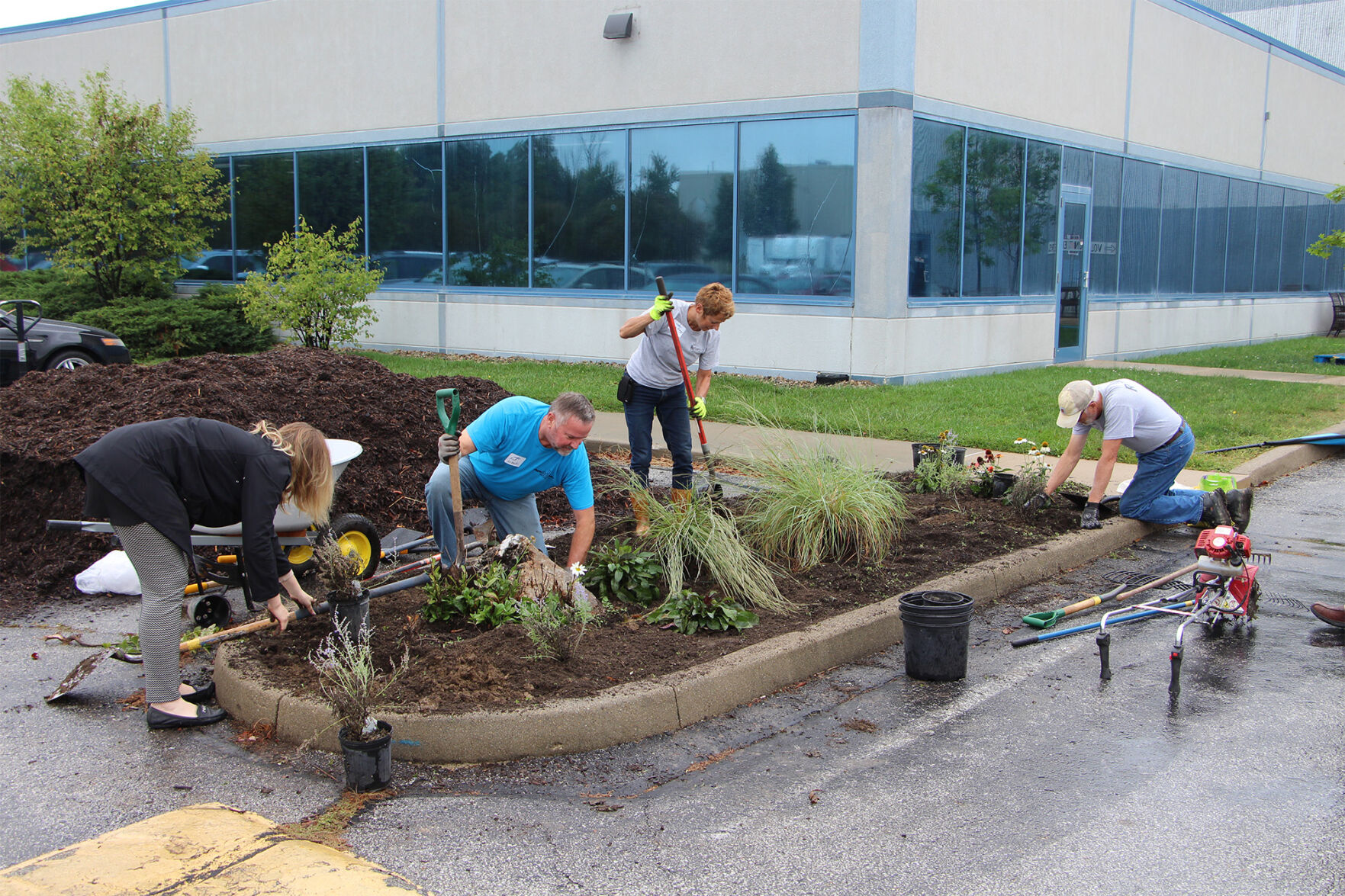 Fifth Indy Do Day kicks off with high hopes of volunteer turnout